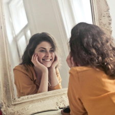 Decorating With Mirrors: How To Use Them In The Bedroom